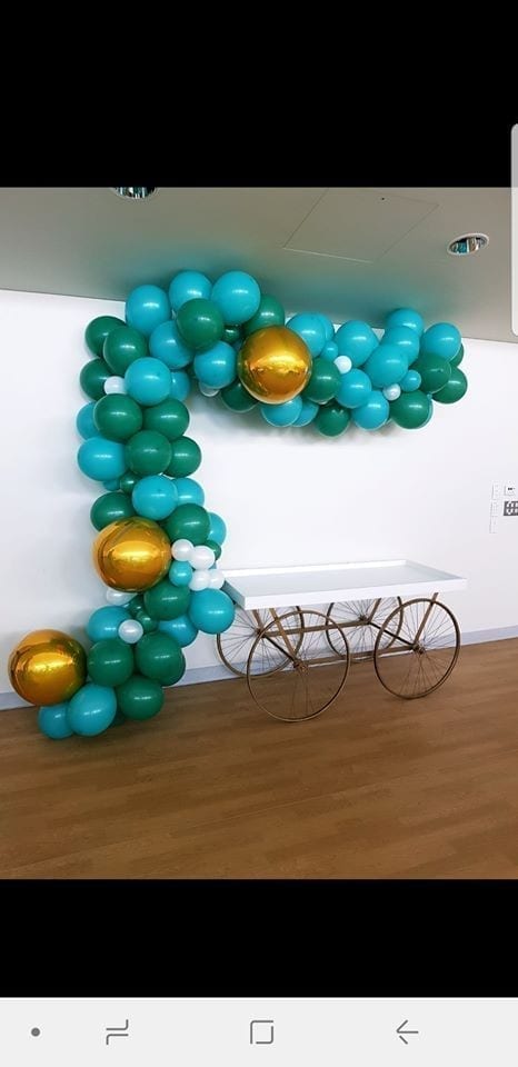 Balloon garlands | Party World