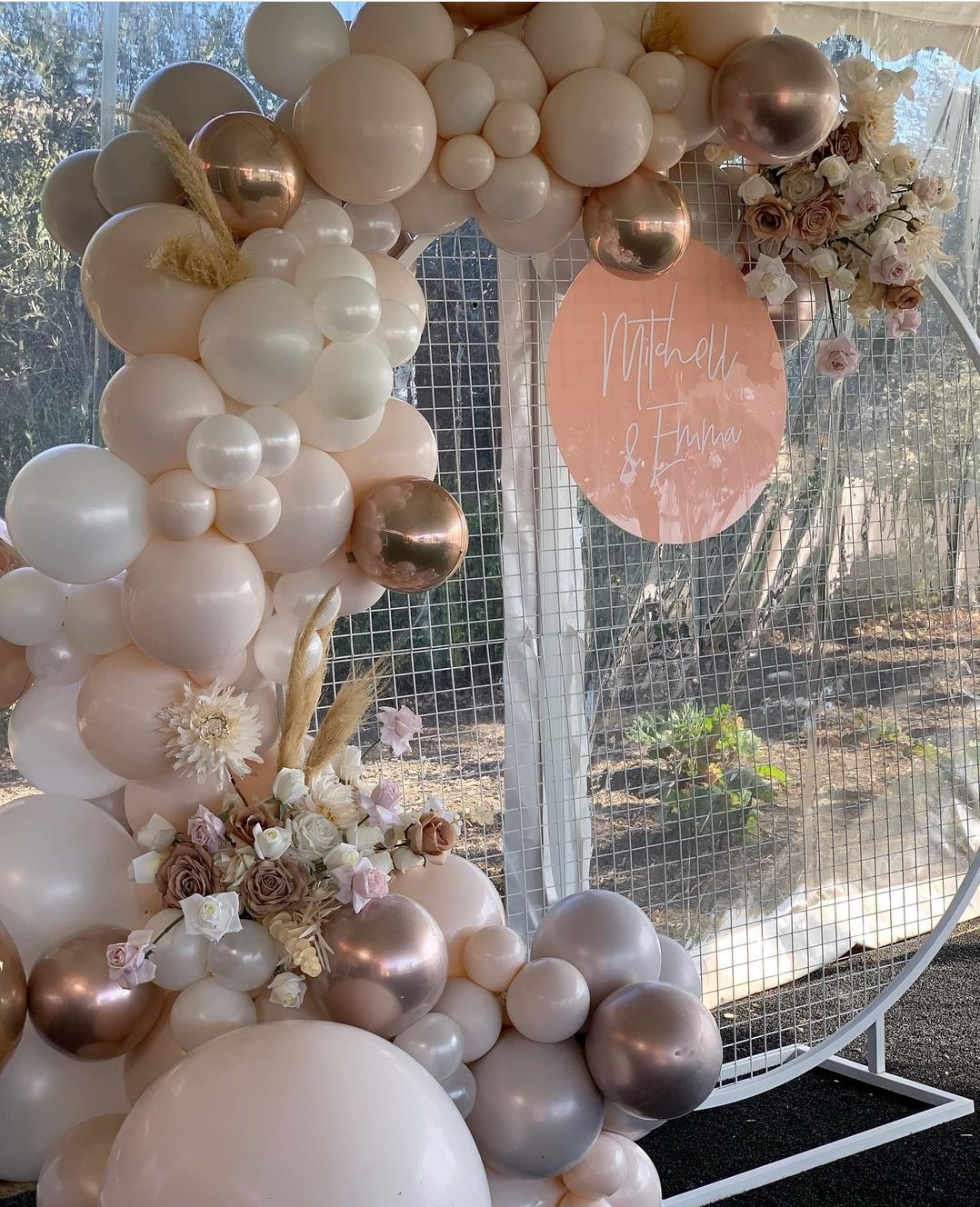 Balloon garlands, Event Planner, Flower Wall, Wedding Decorations, Wedding Equipment | Little Jamboree