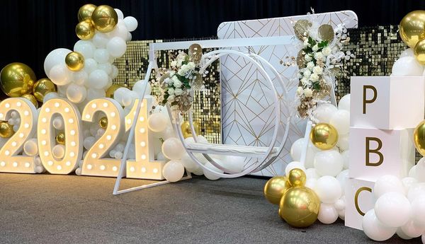 Balloon arch, balloon arch ideas, Balloon arch kit, balloon arch stand, balloon arch strip, Balloon bouquets, balloon garland backdrop, balloon garland ideas, Balloon garland kit, balloon garland strip, Balloon garlands, Balloons, Birthday balloons, birthday balloons delivered, happy birthday balloons | Balloonery