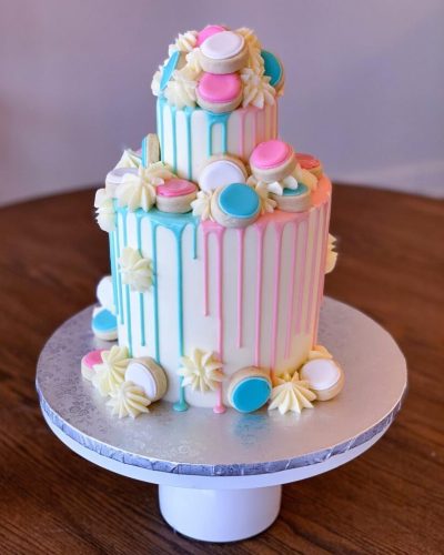 Gender-Reveal-Cake-scaled.jpg