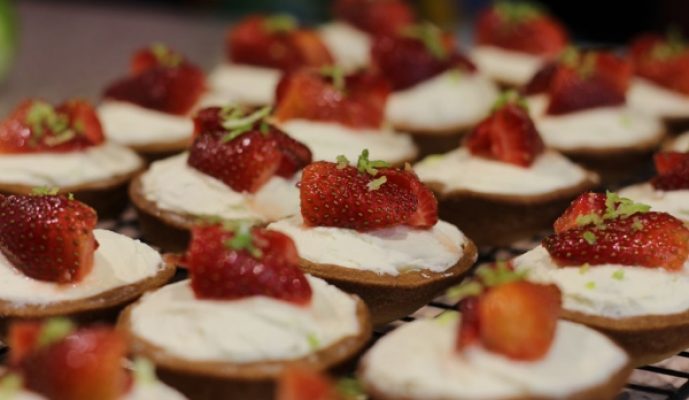 strawberry-lime-coconut-pies